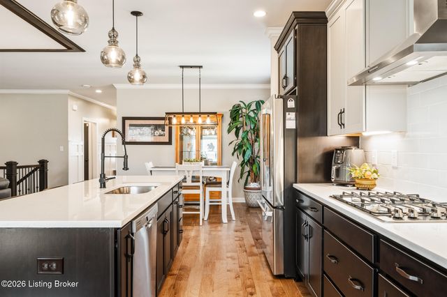 2421 Middle Creek Ct, Fisherville, KY 40023