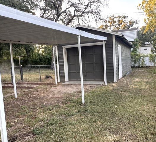 4619 Parrish Road, Haltom City, TX 76117