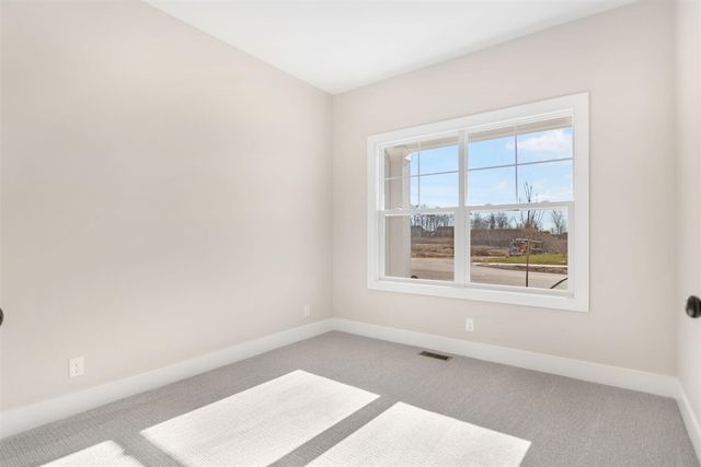 11905 Smithfield Drive, Holland, MI 49424