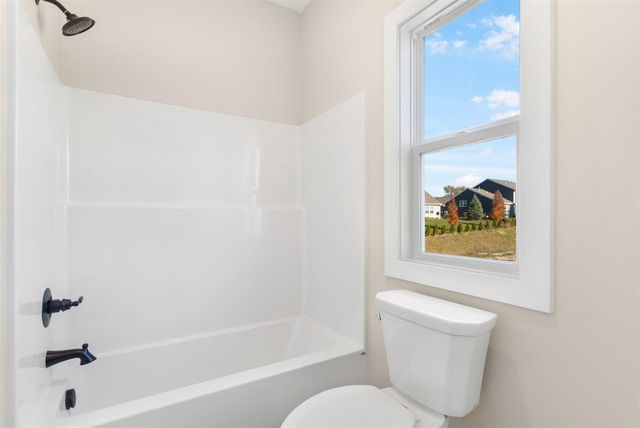 11905 Smithfield Drive, Holland, MI 49424