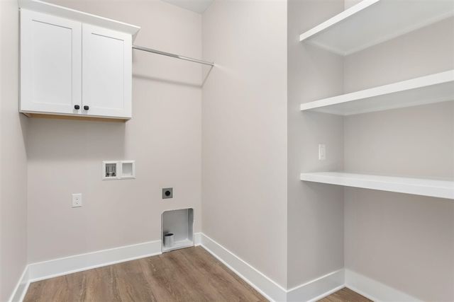 11905 Smithfield Drive, Holland, MI 49424