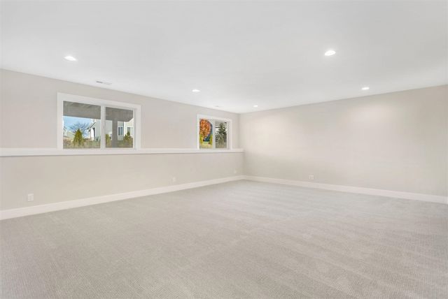 11905 Smithfield Drive, Holland, MI 49424