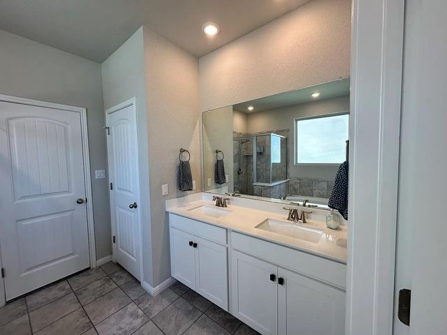 528 Sigourney WAY, Leander, TX 78641