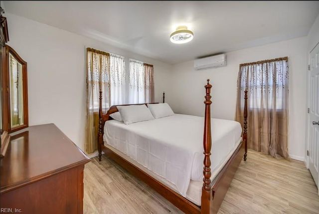 138 D View AVE, Norfolk, VA 23503