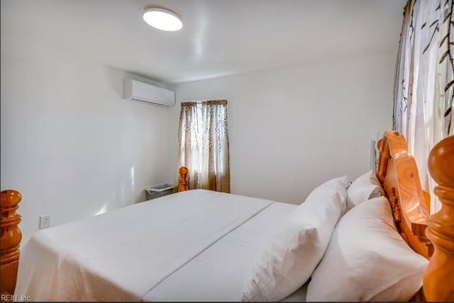 138 D View AVE, Norfolk, VA 23503