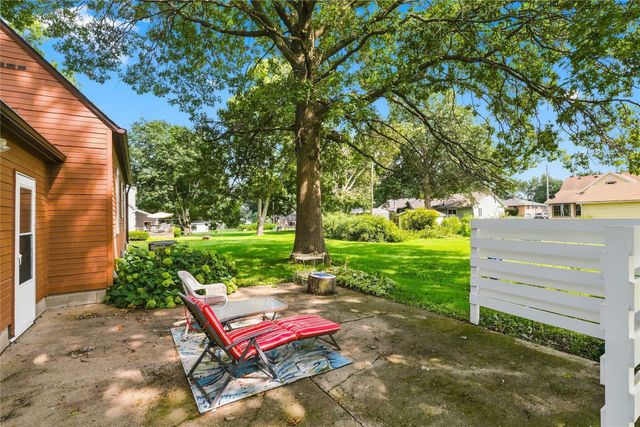 506 2nd Street SE, Altoona, IA 50009