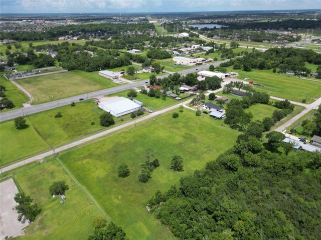 2010 Carolina Avenue, League City, TX 77573