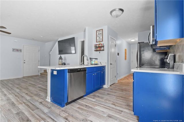 332 Dundee Circle, Raeford, NC 28376