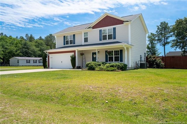 332 Dundee Circle, Raeford, NC 28376