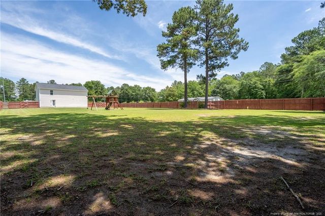 332 Dundee Circle, Raeford, NC 28376