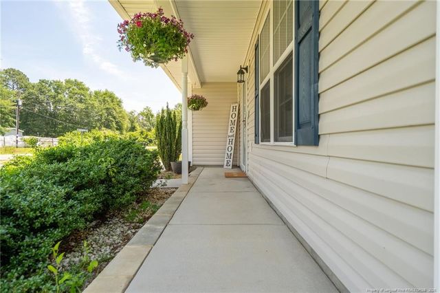 332 Dundee Circle, Raeford, NC 28376