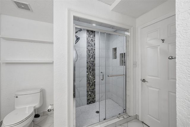 4700 NE 3rd Terrace, Oakland Park, FL 33334