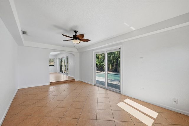 4700 NE 3rd Terrace, Oakland Park, FL 33334