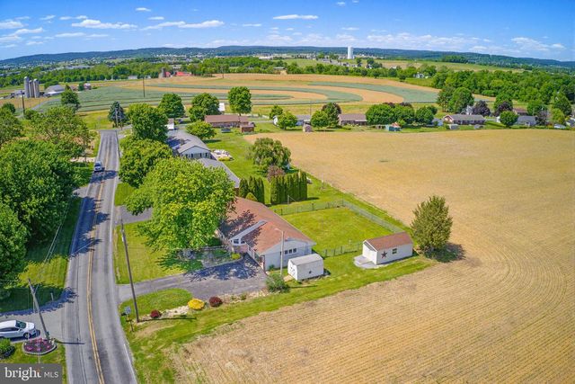36 GLENWOOD DR, Ephrata, PA 17522