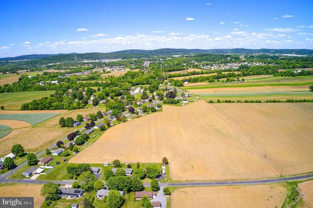 36 GLENWOOD DR, Ephrata, PA 17522