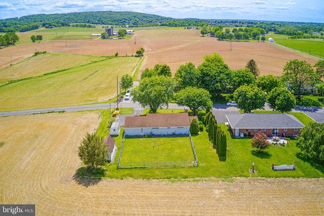 36 GLENWOOD DR, Ephrata, PA 17522