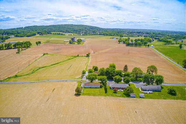 36 GLENWOOD DR, Ephrata, PA 17522