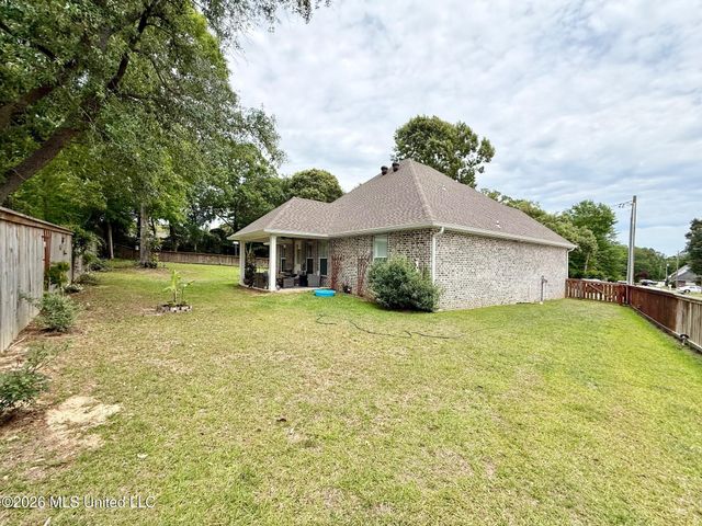 886 Maili Place, Diamondhead, MS 39525