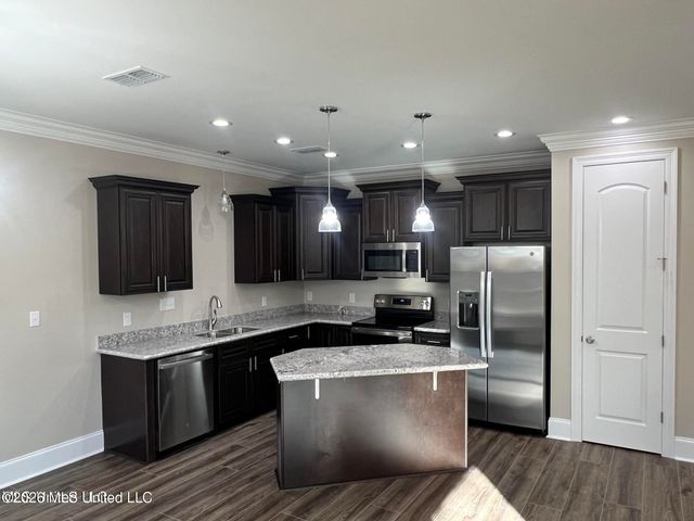 886 Maili Place, Diamondhead, MS 39525