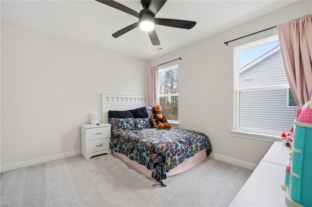 27 E Berkley DR, Hampton, VA 23663