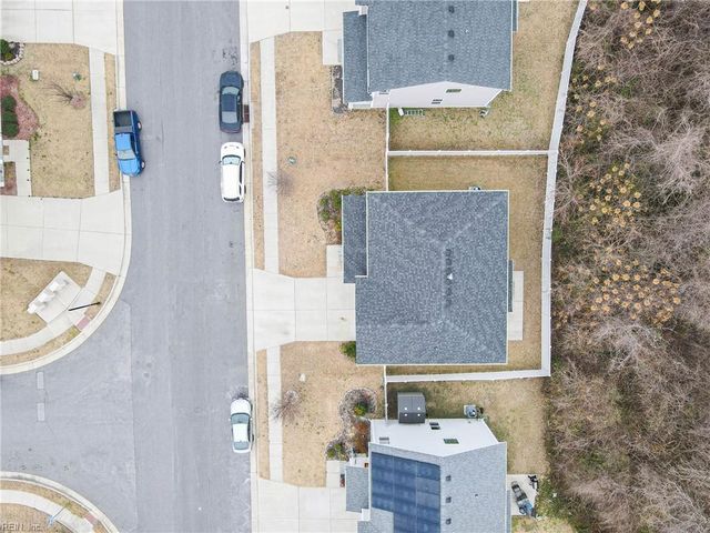 27 E Berkley DR, Hampton, VA 23663