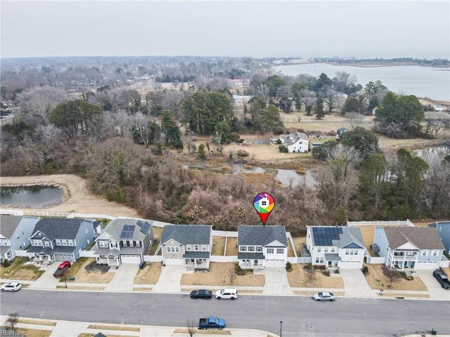 27 E Berkley DR, Hampton, VA 23663