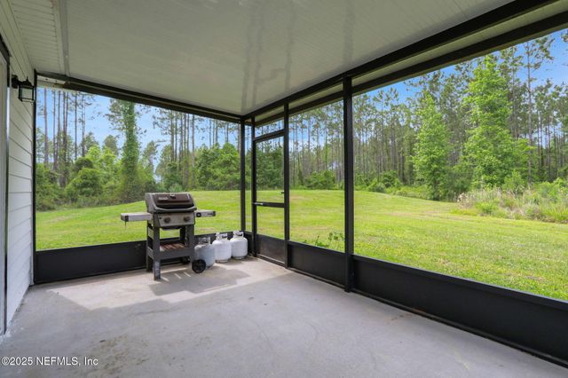 56041 GRIFFIN Road, Callahan, FL 32011