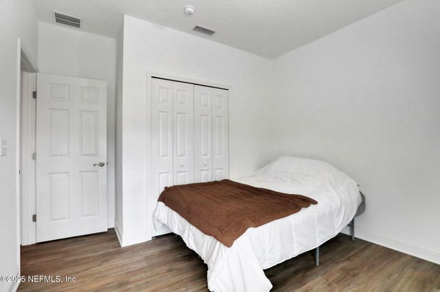 56041 GRIFFIN Road, Callahan, FL 32011