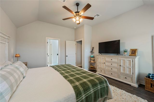 3412 Pointe Du Hoc Drive, Bryan, TX 77808