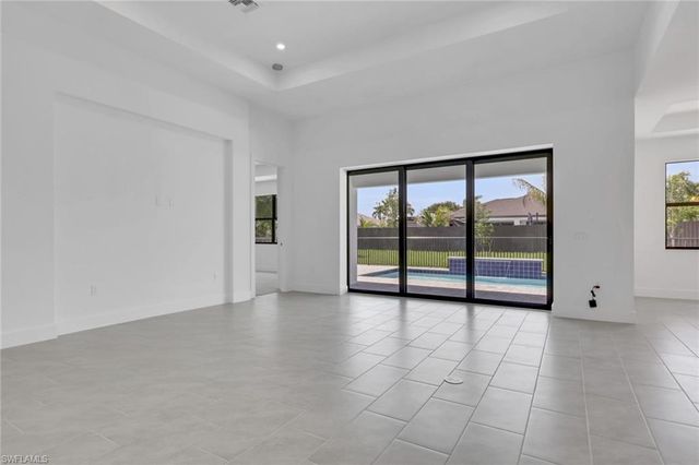 1408 NW 2nd ST, Cape Coral, FL 33993