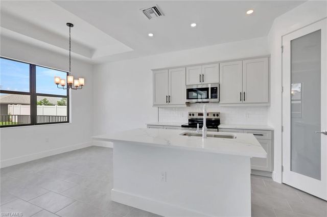 1408 NW 2nd ST, Cape Coral, FL 33993
