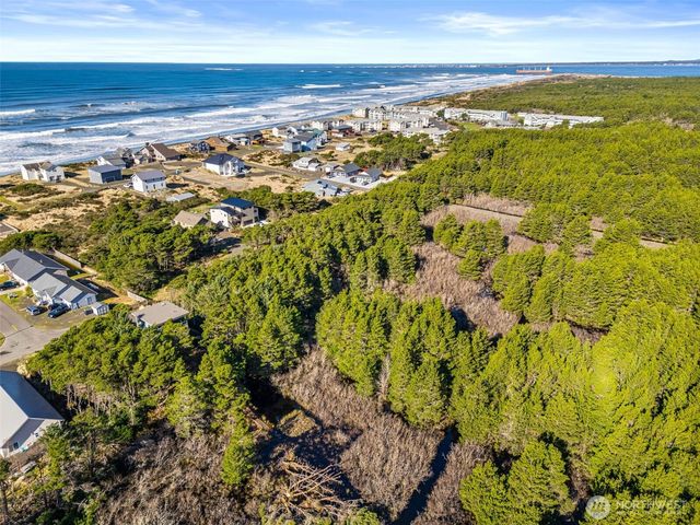 5 Gold Street, Westport, WA 98595