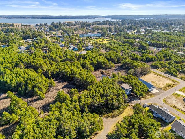 5 Gold Street, Westport, WA 98595