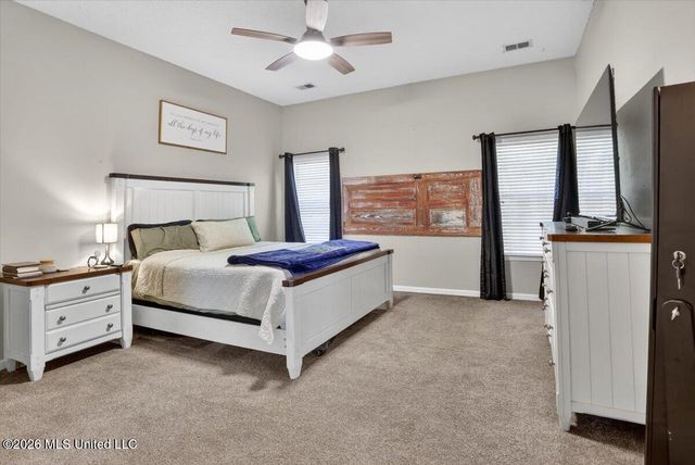 1461 Dogwood Hollow Drive, Nesbit, MS 38651