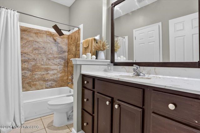 1461 Dogwood Hollow Drive, Nesbit, MS 38651
