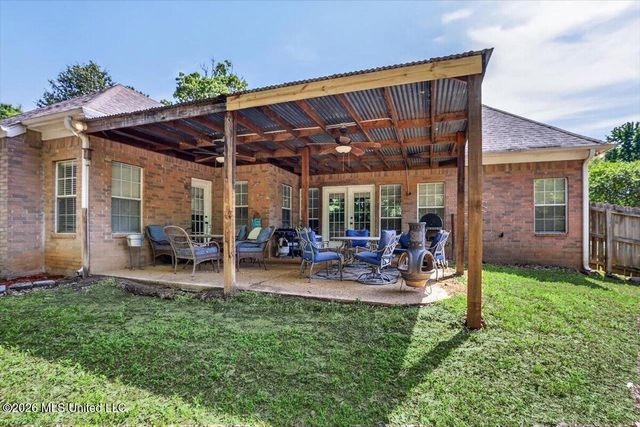 1461 Dogwood Hollow Drive, Nesbit, MS 38651