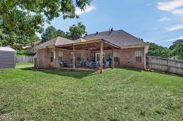 1461 Dogwood Hollow Drive, Nesbit, MS 38651