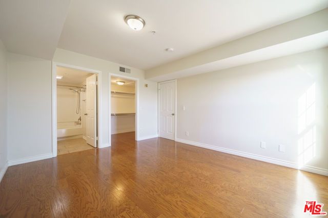 4755 Templeton Street 2210, Los Angeles, CA 90032