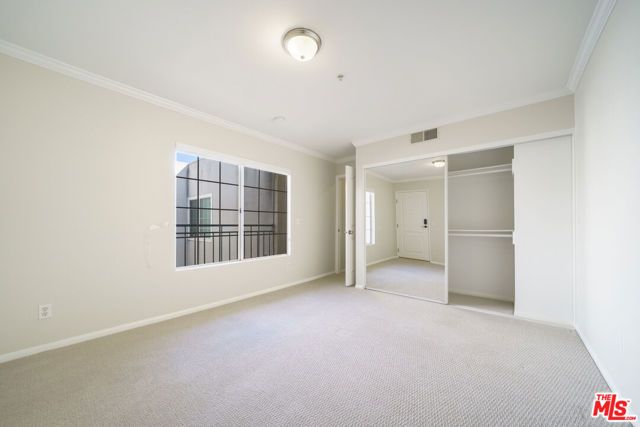 4755 Templeton Street 2210, Los Angeles, CA 90032