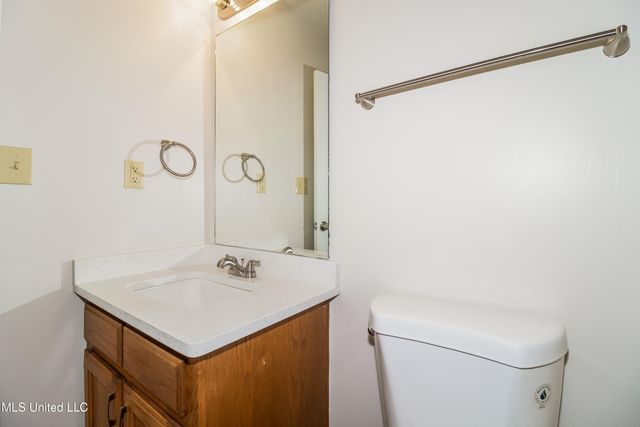 7650 Coral Meadows Drive, Southaven, MS 38671