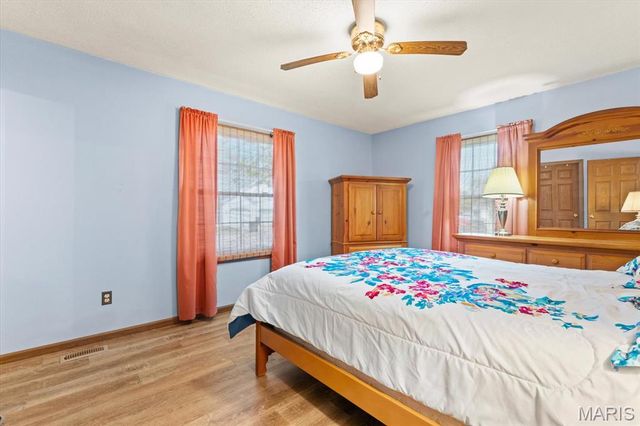 120 E Hunters Ridge, Valmeyer, IL 62295