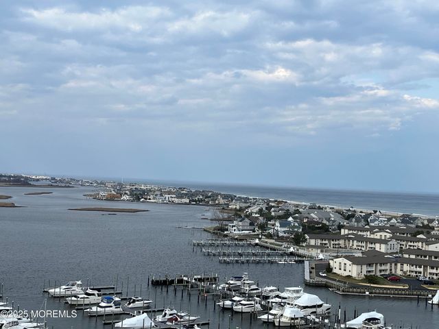 1 Channel Drive 1608, Monmouth Beach, NJ 07750