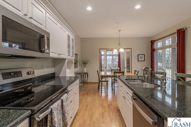 2142 Arlington Lane, North Mankato, MN 56003