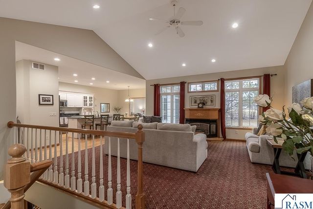 2142 Arlington Lane, North Mankato, MN 56003