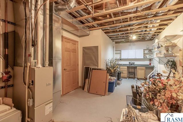 2142 Arlington Lane, North Mankato, MN 56003