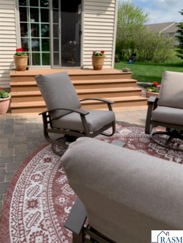 2142 Arlington Lane, North Mankato, MN 56003