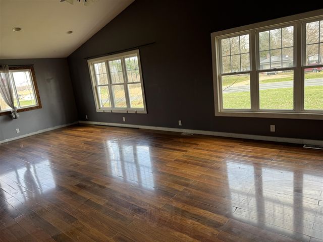 13512 S 42nd Street, Vicksburg, MI 49097