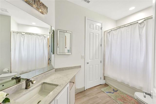 8910 Paseo De Valencia ST, Fort Myers, FL 33908