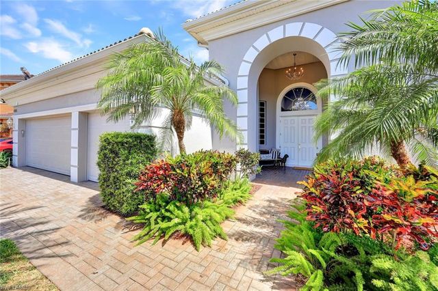 8910 Paseo De Valencia ST, Fort Myers, FL 33908