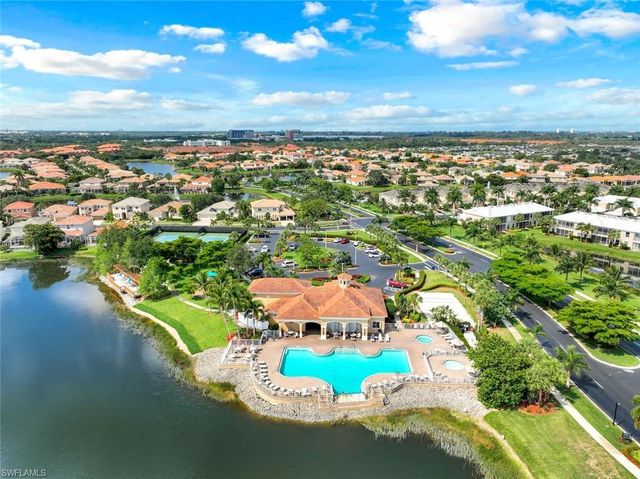 8910 Paseo De Valencia ST, Fort Myers, FL 33908